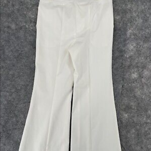 Lafayette 148 Beautiful white trousers.  Wide leg. Gorgeous fabric ! - Picture 3 of 5